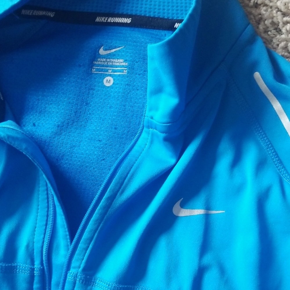 Nike jacket - Picture 2 of 3